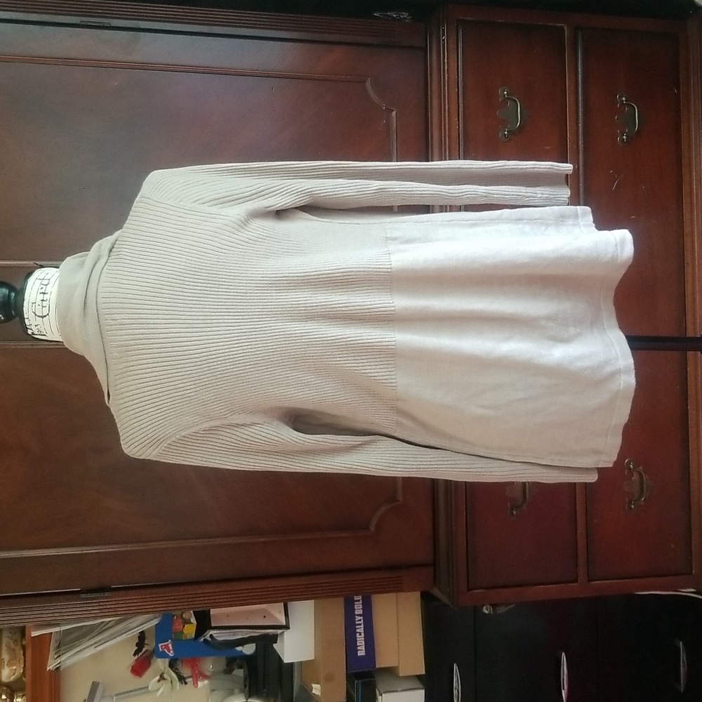 Cardigan - Picture 3 of 3